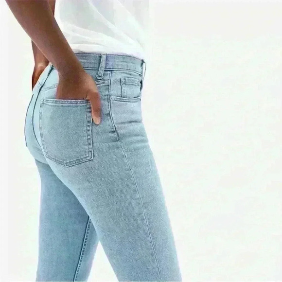 Everlane The Original Cheeky Jean in Sky Blue Wash New Womens Denim Pants - Picture 3 of 9